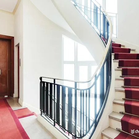 Apartment Air-conditioned Near Arc Triomphe Paris