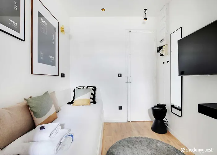 Apartament Air-conditioned Near Arc Triomphe